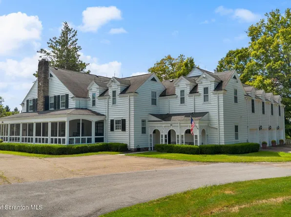 2037 West Lf, La Plume, PA 18440