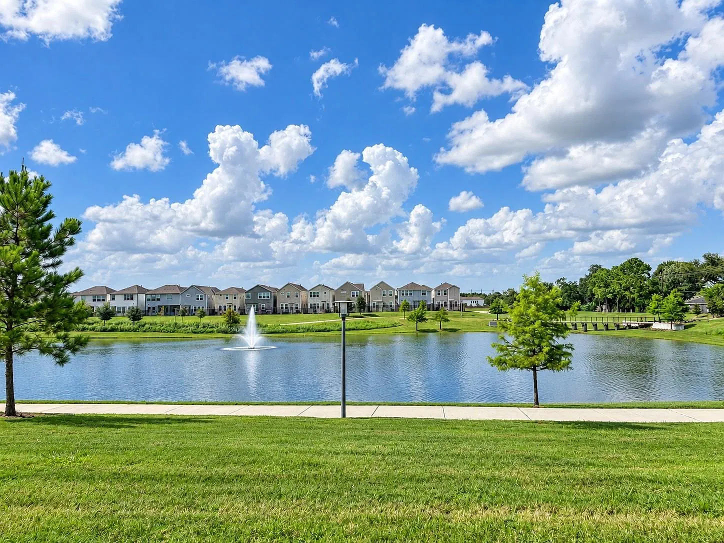 3 bed, 2.5 bath, 1710 sqft, $2,650 — Photo 4