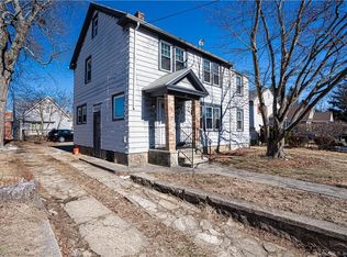 290 Pleasantview Ave, Bridgeport, CT 06606