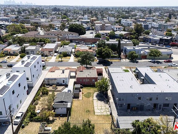 5th image of 1929 Carmona Ave