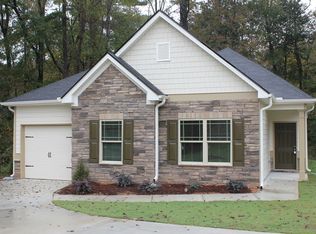 10 Trotter Ct, Newnan, GA 30263