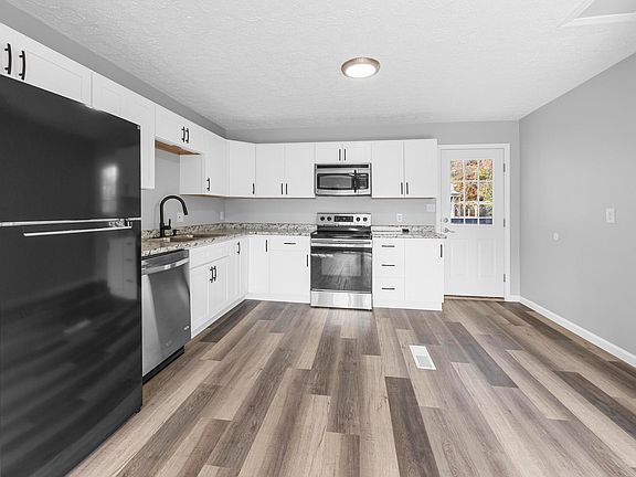 5th image of 2526 Birk Dr