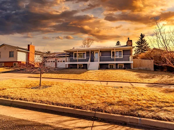 2071 N 15th St, Laramie, WY 82072