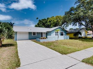 10050 82nd St, Seminole, FL 33777