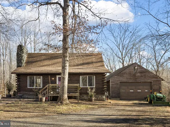 24 Winslow Rd, Fredericksburg, VA 22406