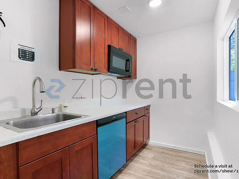 17815 8th Ave NE #A — Photo 3