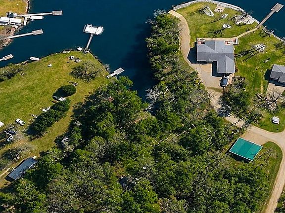 3rd image of 1026 Carolina Ln