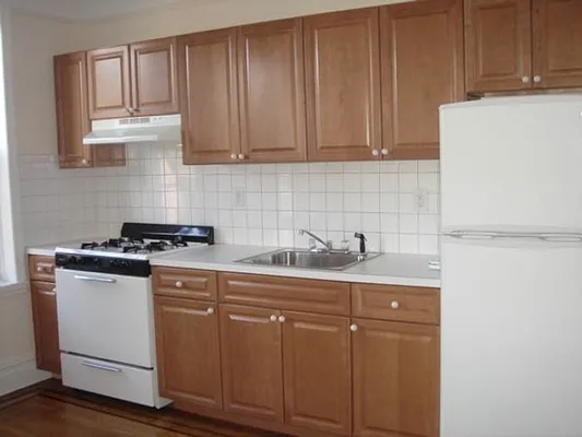 Rented by Aidonis Realty | media 3