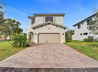 13145 Addilyn Ct, Davie, FL 33325