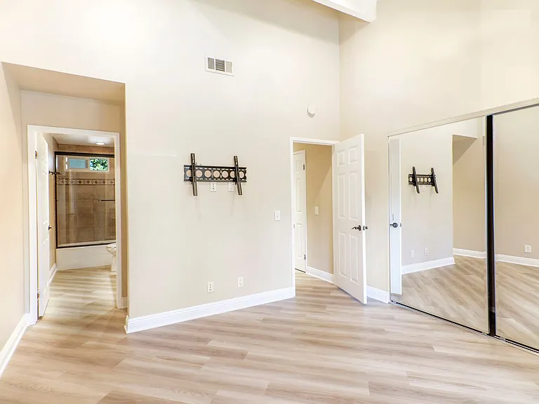 24368 Sage Ct — Photo 10