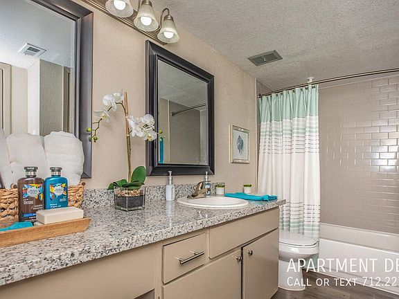4th image of 2756 Wallingford Dr #2008