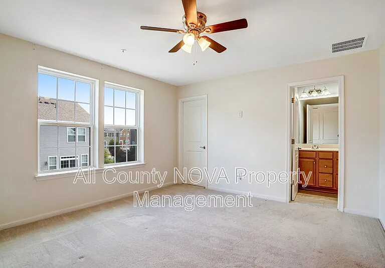 2908 Pinebrook Rd — Photo 33