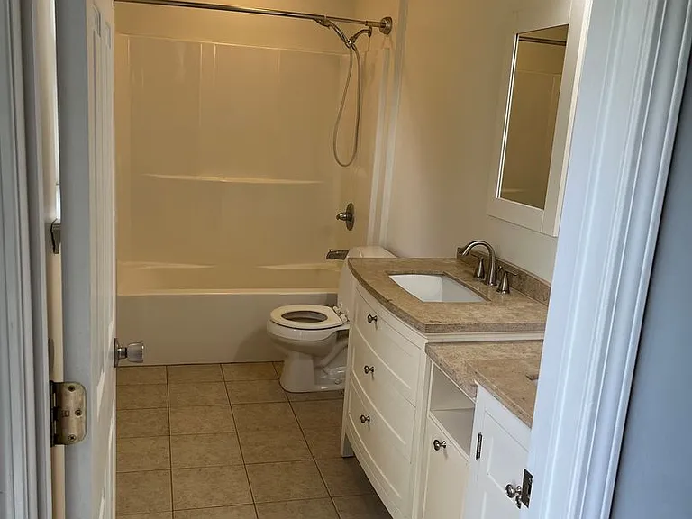 1123 Stonecrest Dr — Photo 38