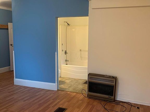 3rd image of 128 E Sheridan Ave