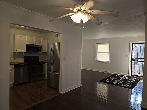 4th image of 3301 Revolution Park Dr