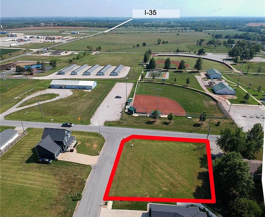 324 Pendleton Ct, Wellsville, KS 66092 Zillow