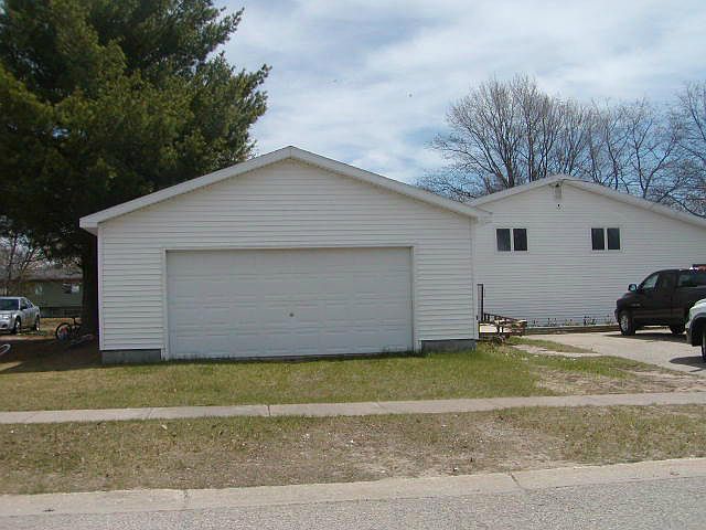 1st image of 17 Troy Ln