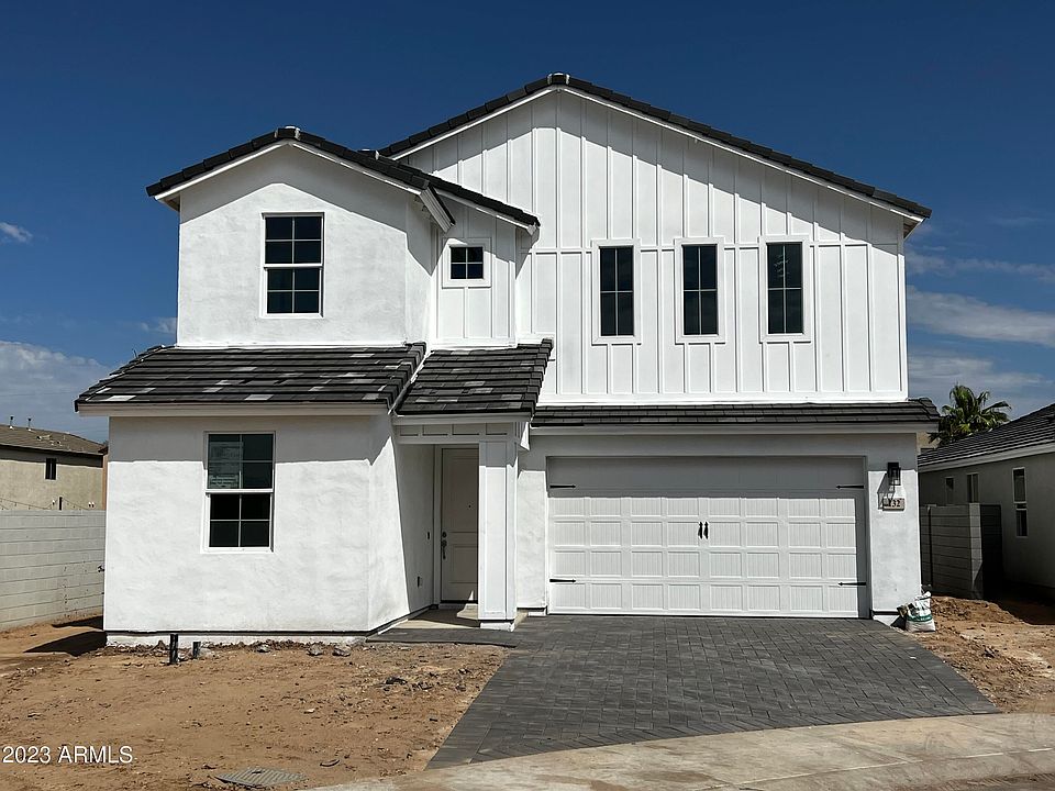 1st image of 132 E MINT Lane