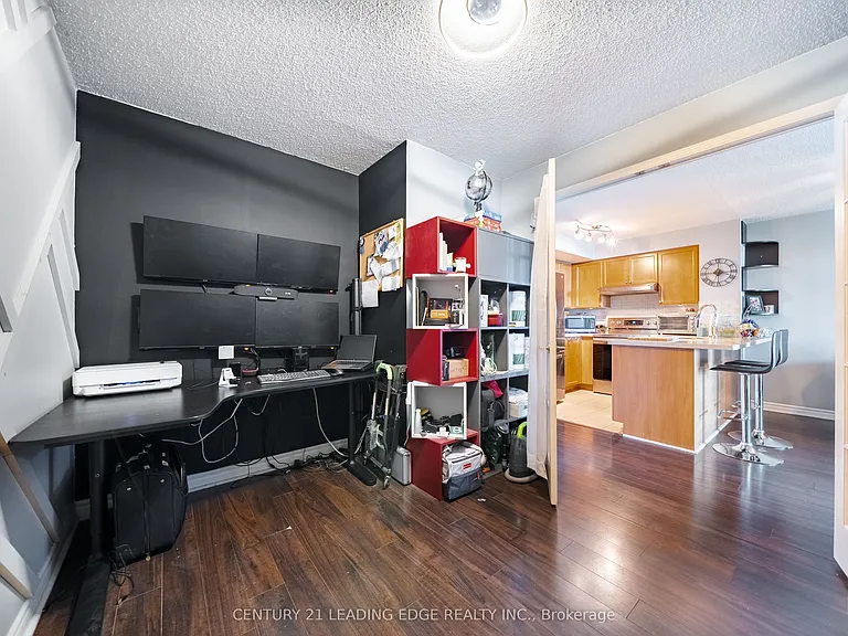 17 Barberry Pl #808 — Photo 16