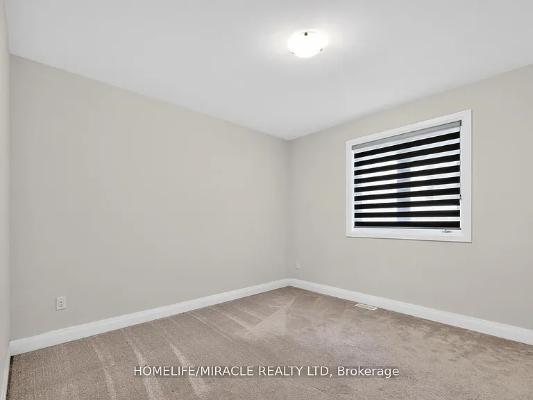 1032 Edinburgh Dr — Photo 42