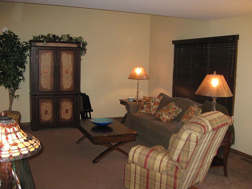 2nd image of 9211 Wherry Ln