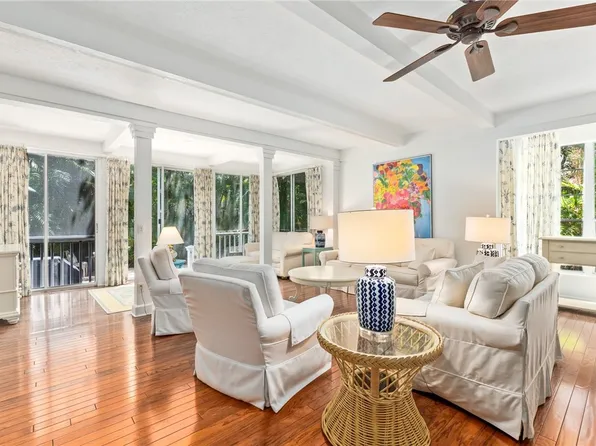 1300 Ivy Ct APT 209, Vero Beach, FL 32963