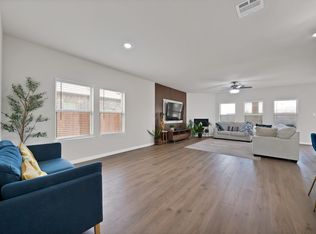 3813 Silver City Ave, Aubrey, TX 76227