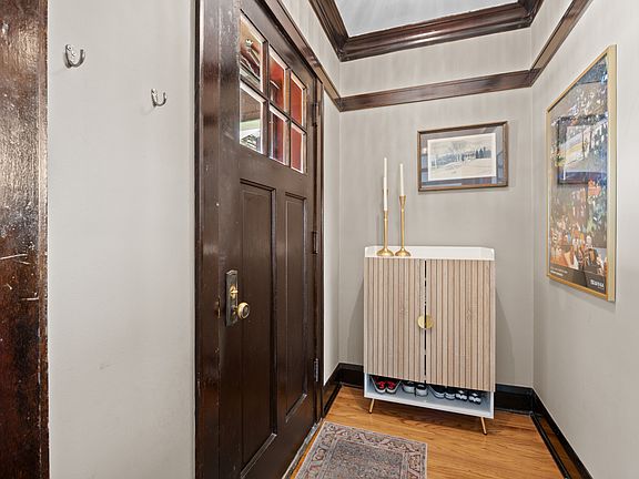 5th image of 5928 W Grace St