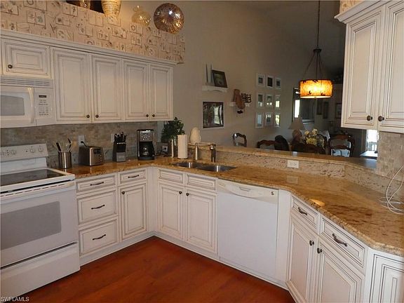 2nd image of 8605 Naples Heritage Dr #2-226