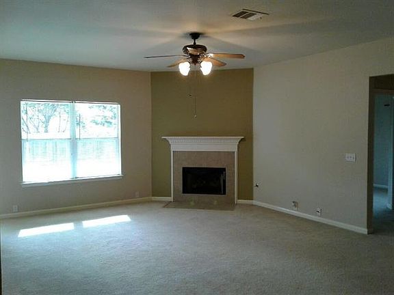 2nd image of 1604 Gouda Ct