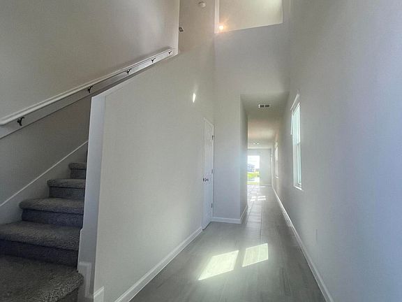 5th image of 1251 Canfield Cir SE