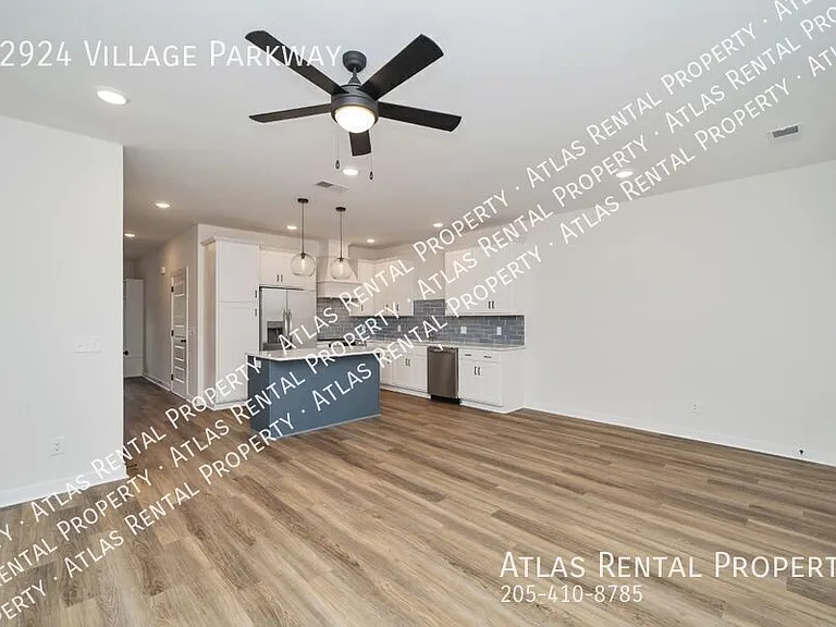 22924 Village Pkwy — Photo 15