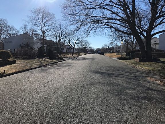 5th image of 30 Wagon Ln