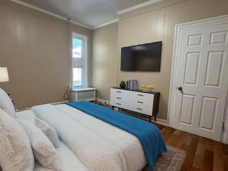 1317 W Lafayette Ave — Photo 4