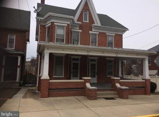174 W Main St, Windsor, PA 17366