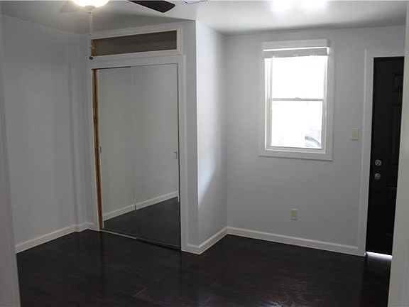 2nd image of 511 W Girard Ave