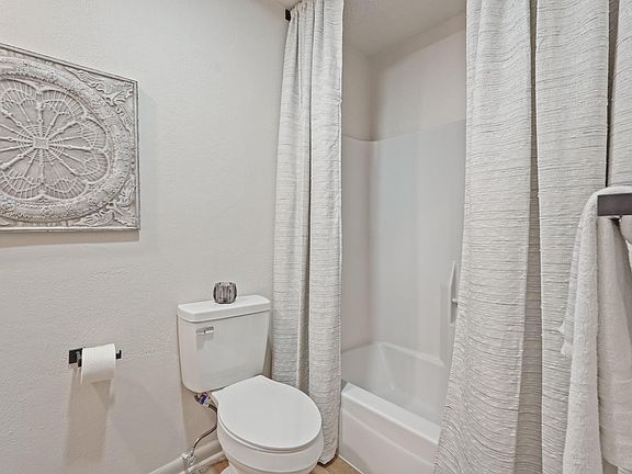 5th image of 7716 Appomattox Dr