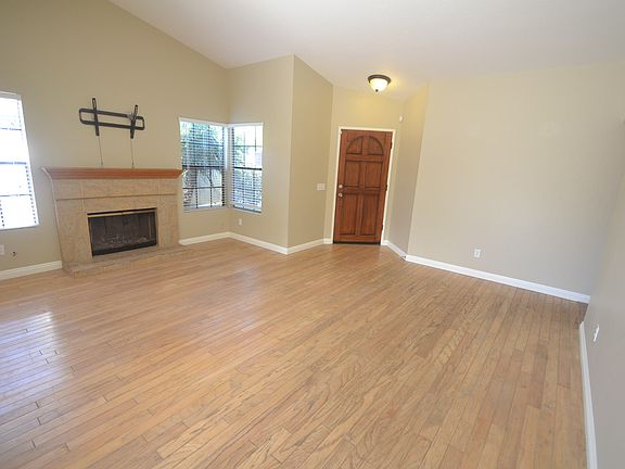 3rd image of 5508 Camino Deville