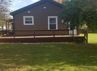 11 Riverside Dr, Potsdam, NY 13676