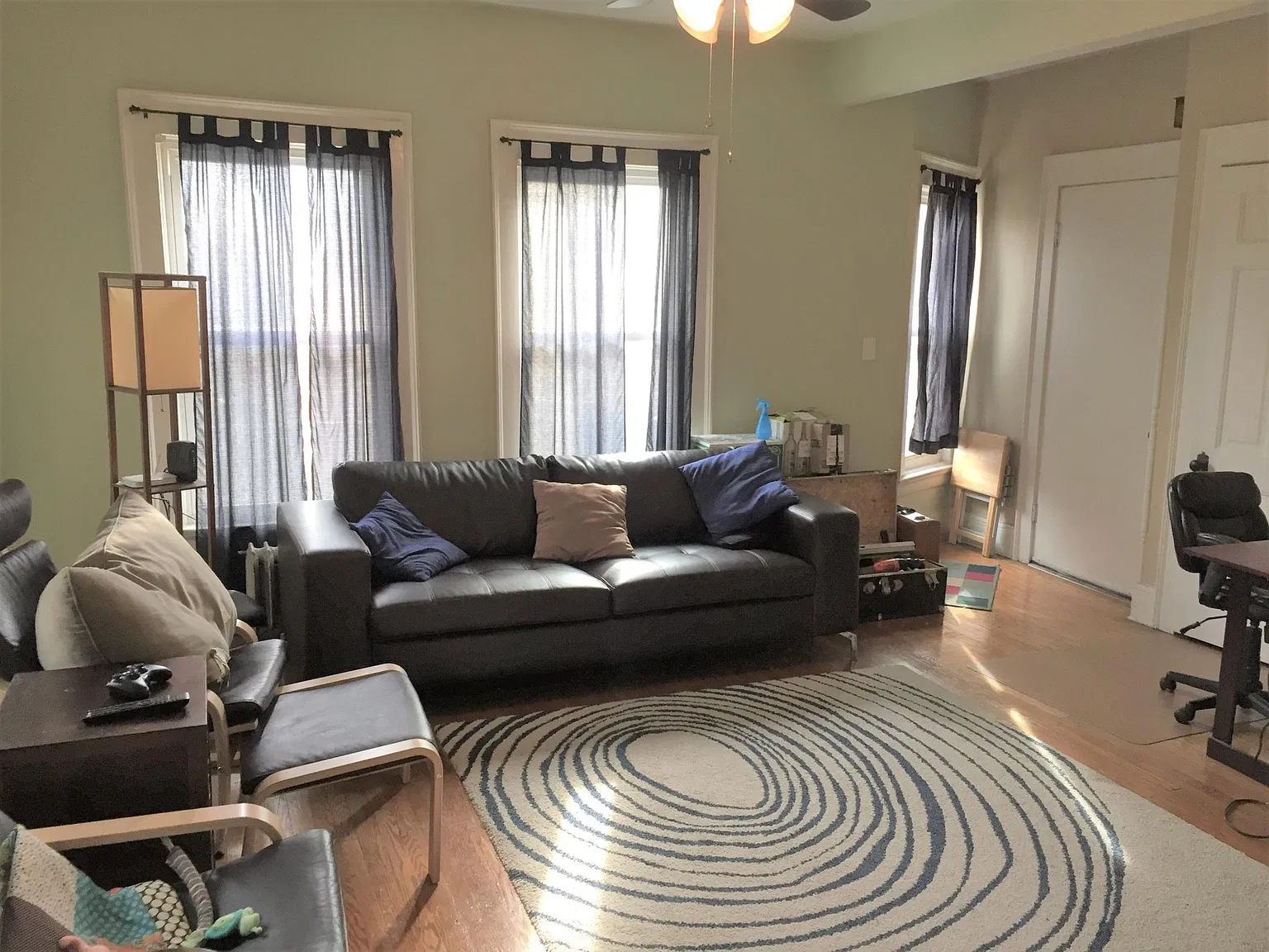 2 bed, $1,295 — Photo 1