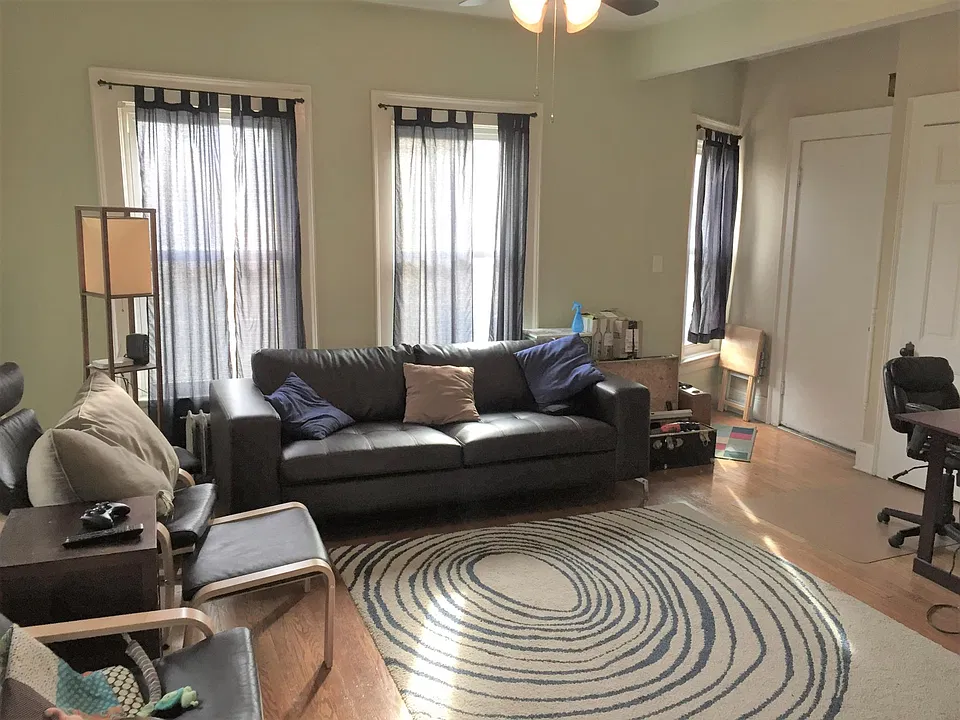 880 Lafayette Ave #2