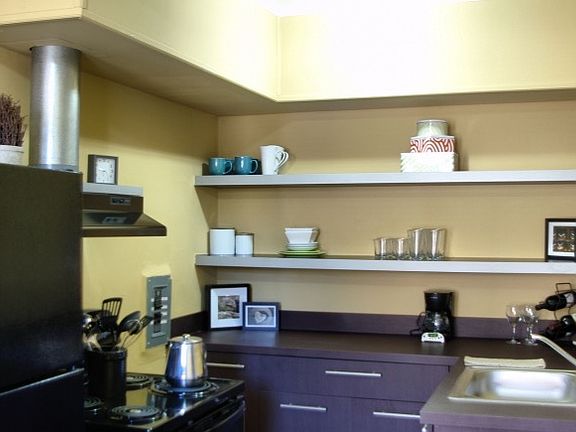 2nd image of 851 Oakwood Blvd APT 25