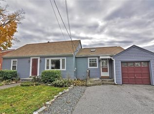 25 Sumner St, Cumberland, RI 02864