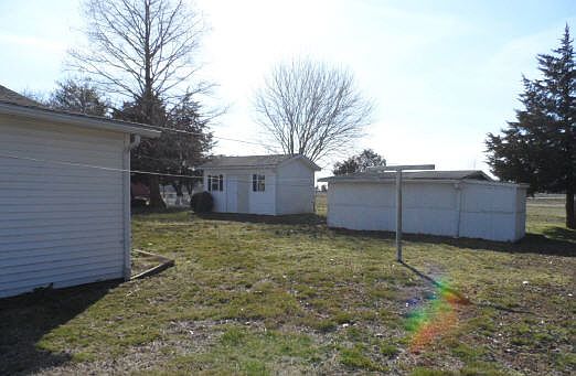 4th image of 107 McGinnis St