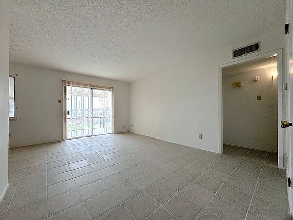 3rd image of 3412 Moonlight Ave #A