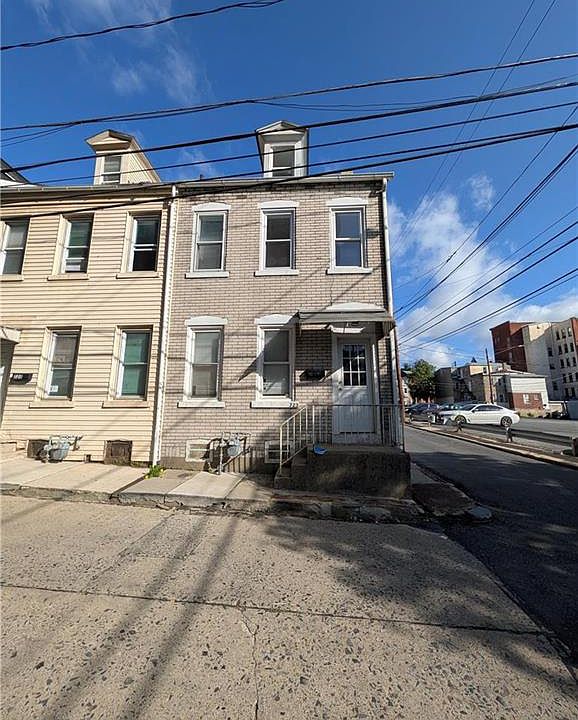 1st image of 723 Chestnut St