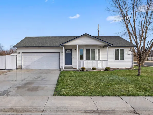 472 Peak Ave, Middleton, ID 83644