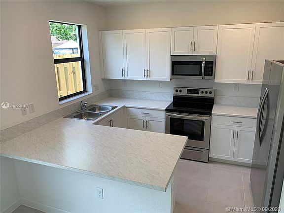 5th image of 780 NE 206th Ter #780