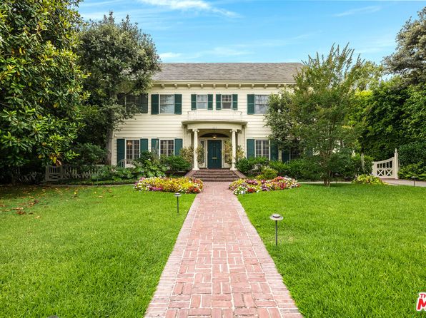 809 N Bedford Dr