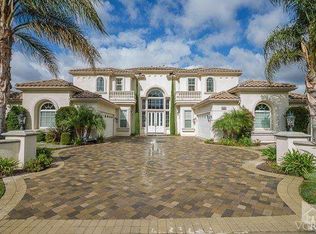 2493 N Woodcreek Rd, Camarillo, CA 93012
